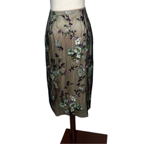 NWOT Vince Begonia Embroidered Flowered Sequin Skirt – Sz 4 - Picture 4 of 10